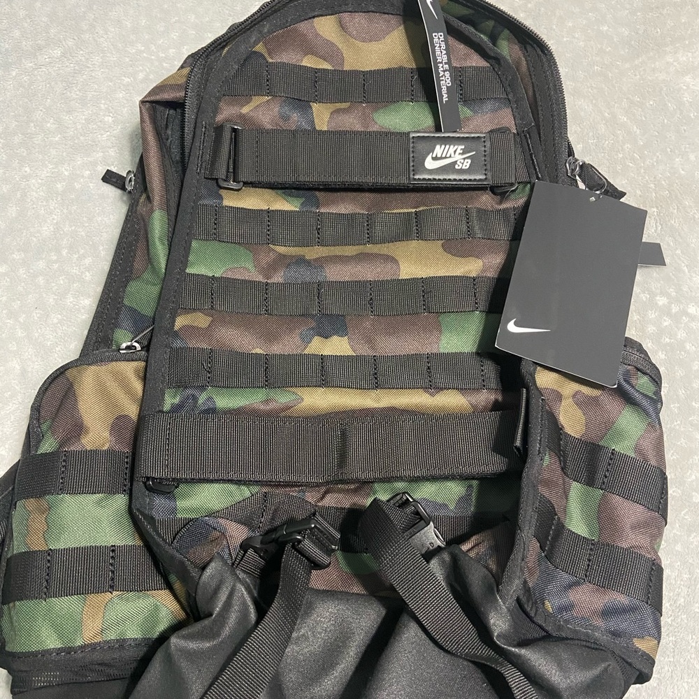 nike aop backpack Varsity Elite - Cream Ii/Black/Black Color:Black-Green This backpack loads from Baton Rouge Back to School Cal